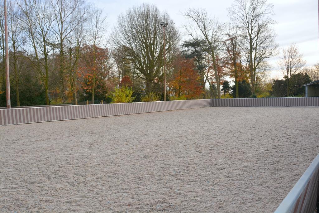 Haras Des Chartreux Otel Estaimbourg Dış mekan fotoğraf