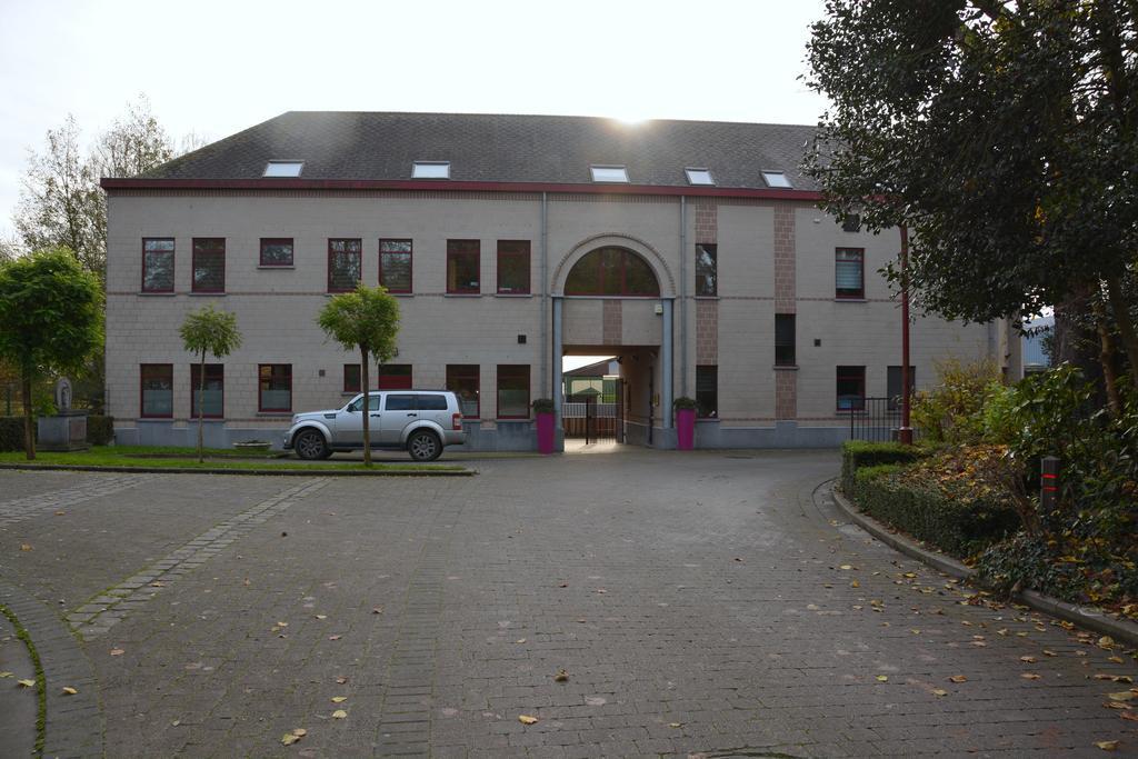 Haras Des Chartreux Otel Estaimbourg Dış mekan fotoğraf