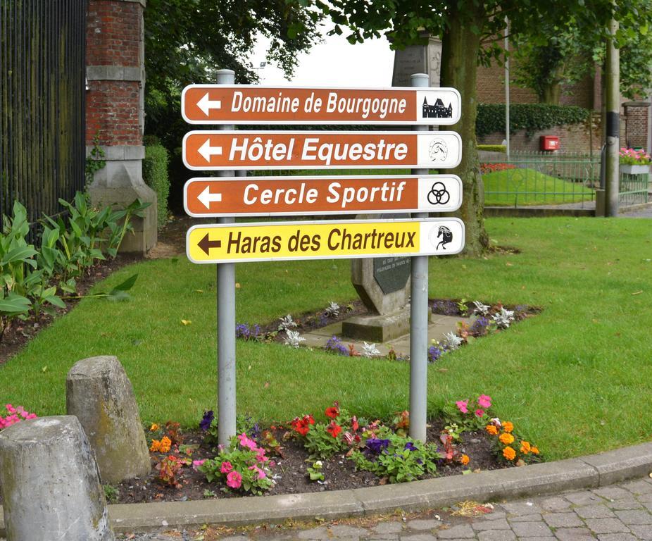 Haras Des Chartreux Otel Estaimbourg Oda fotoğraf